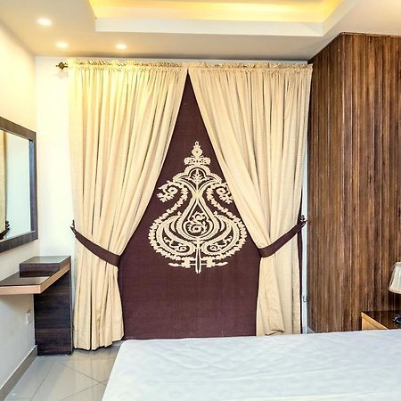 Two Bedroom Deluxe Apartment In Bahria Town Rawalpindi Luaran gambar